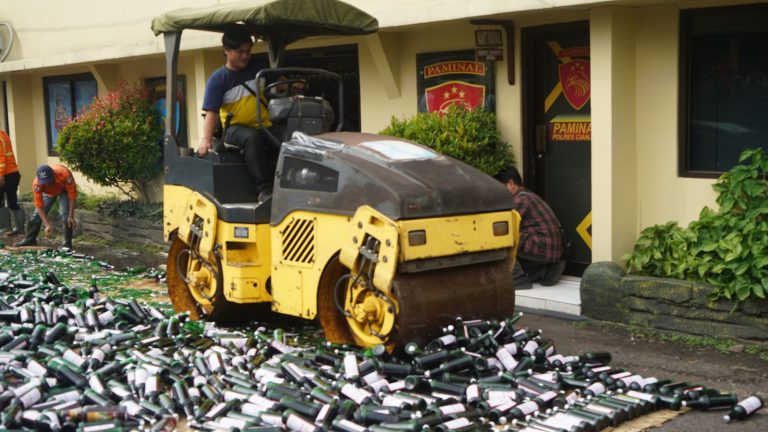 Polres Cianjur Musnahkan Barang Sitaan Hasil Razia