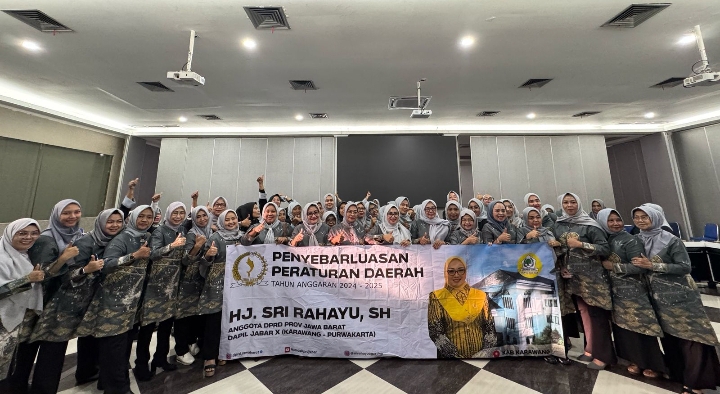 Momen Hari RA Kartini, Ini Yang Di Sampaikan Mak Sri Saat Menggelar Sosialisasi Perda Jabar