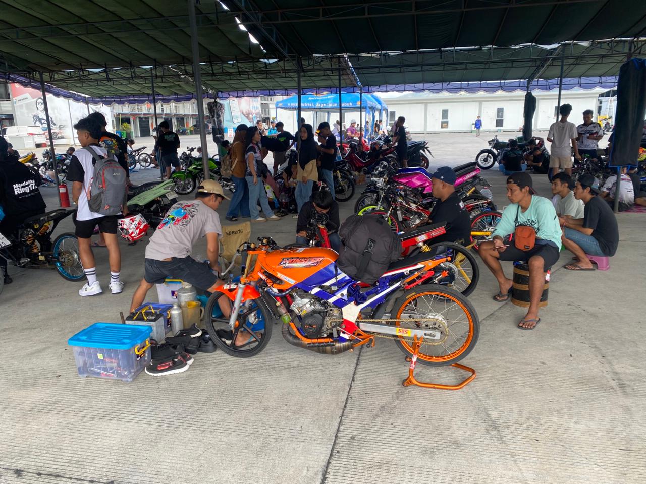 Mandalika Drag Fest 2025 Resmi Dimulai, Ratusan Pembalap Unjuk Kemampuan