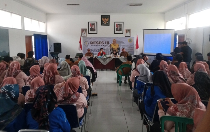 Hj. Sri Rahayu, S.H. Gelar Reses III Tahun Sidang 2024–2025, Berbarengan Dengan Rapat Minggon Kecamatan Tegalwaru