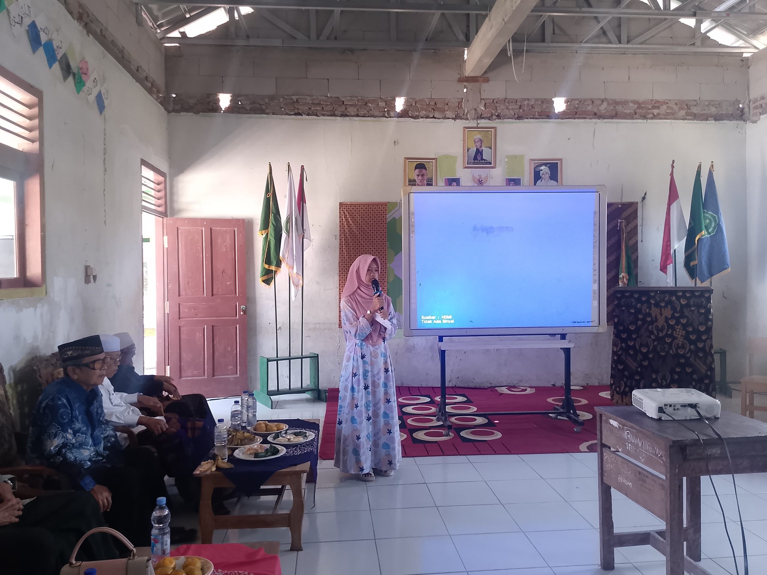 Hebat Siswi Aliyah Nihayatun Sampaikan Pidato Tiga Bahasa di Silaturahmi Akbar Yapisda