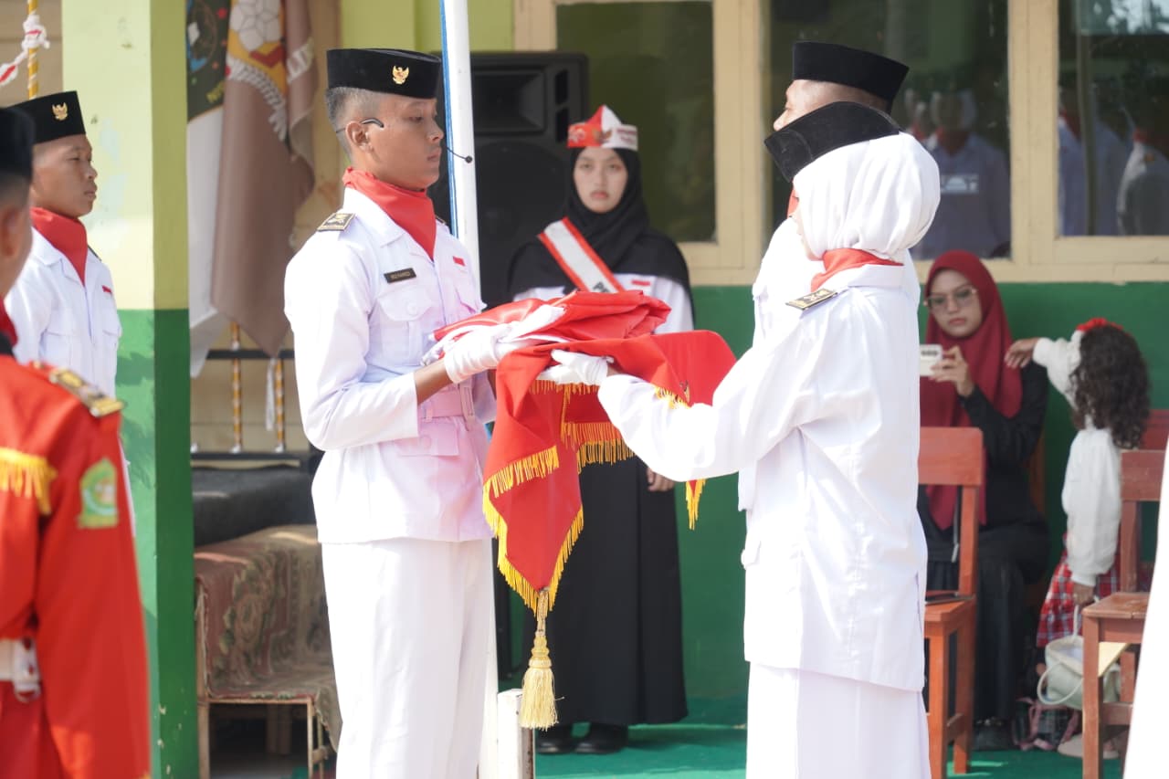 SMP-SMK Minhajut Thalibin Gelar Upacara HUT ke-80 RI, Penuh Khidmat dan Meriah