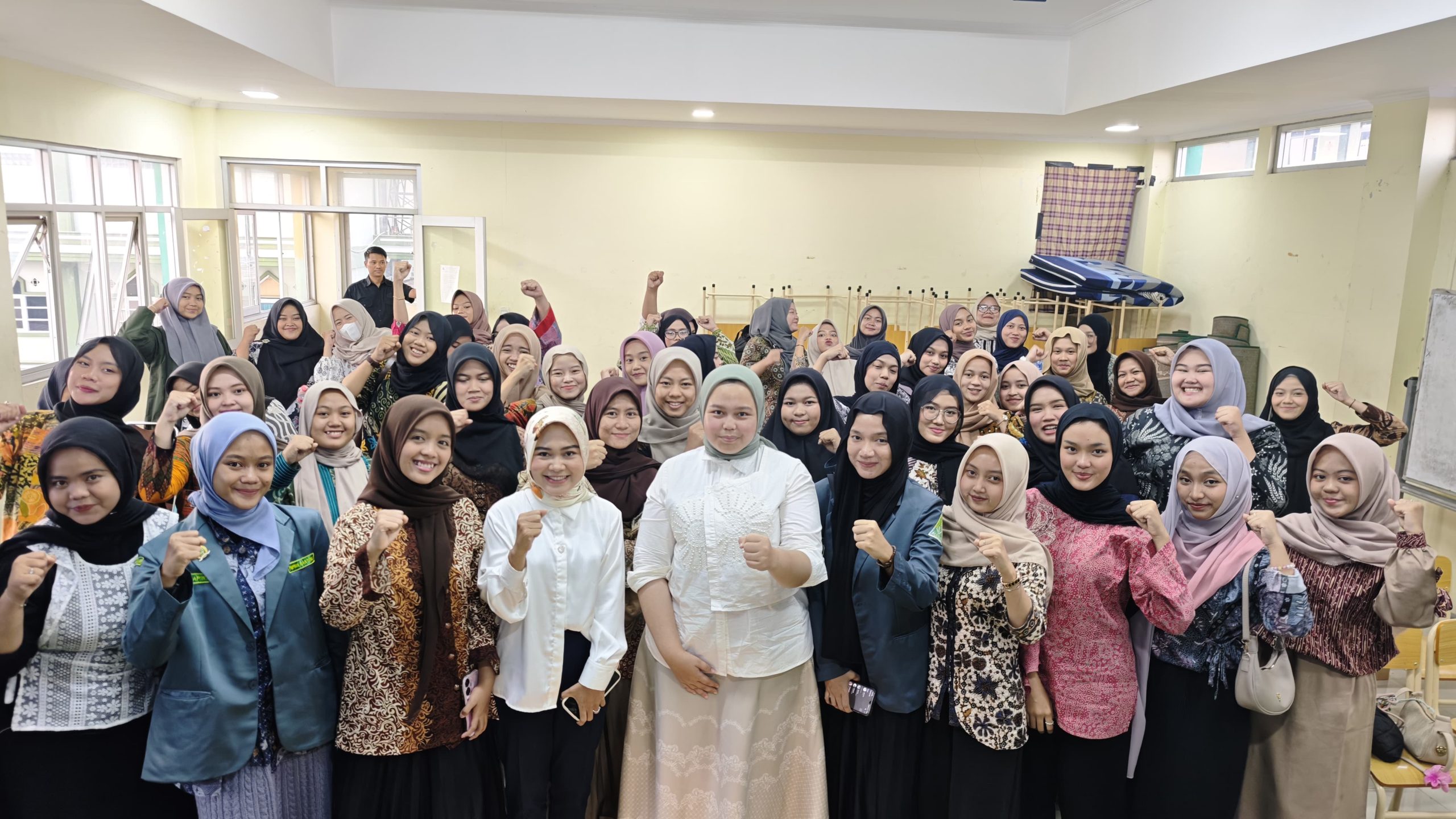 Humaira Zahrotun Noor Sosialisasikan Perda No. 8 Tahun 2016 tentang Pedoman Pelayanan Kepemudaan