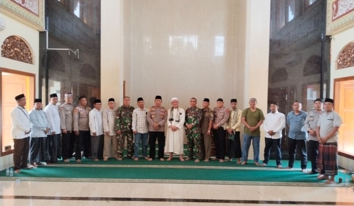 Ciptakan Kamtibmas Kondusif, Polsek Klari Bersama Muspika dan Tokoh Masyarakat Gelar Istighosah Doa Bersama