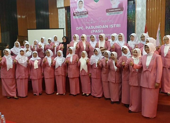 Anggota DPRD Jabar Hj. Sri Rahayu, S.H. Hadiri Pelantikan Pengurus DPC PASI Kabupaten Karawang