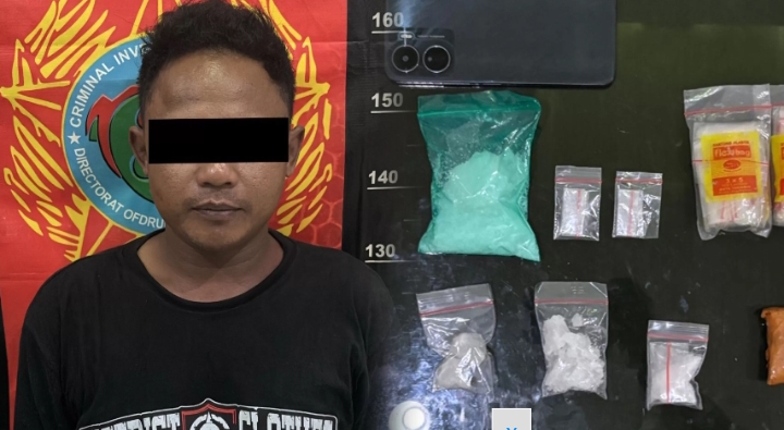 Satres Narkoba Polres Karawang Gagalkan Peredaran Sabu Senilai Ratusan Juta Rupiah