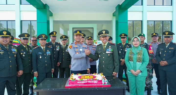 Kapolres Karawang Hadiri Perayaan HUT TNI Ke-80