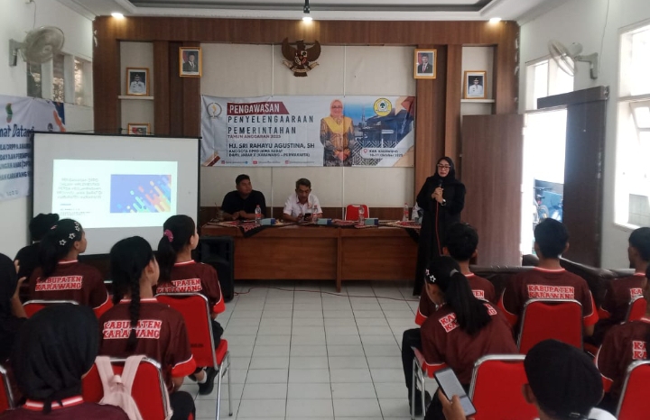 Sri Rahayu Prihatin Dengan Kondisi Atlet Drum Band Karawang Minim Peralatan Dan Tidak Punya Sekertariat