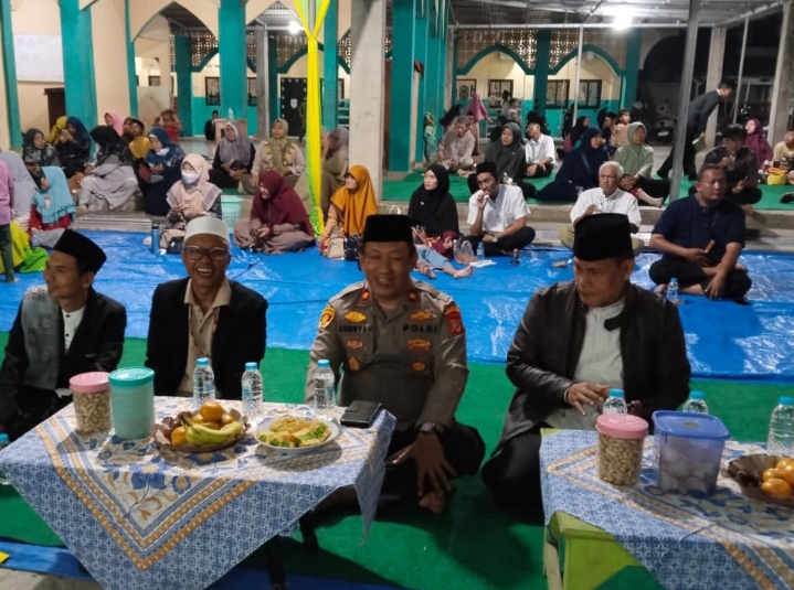 Kapolsek Klari Hadiri Peringatan Maulid Nabi Muhammad SAW di Pondok Modern Asshofwan