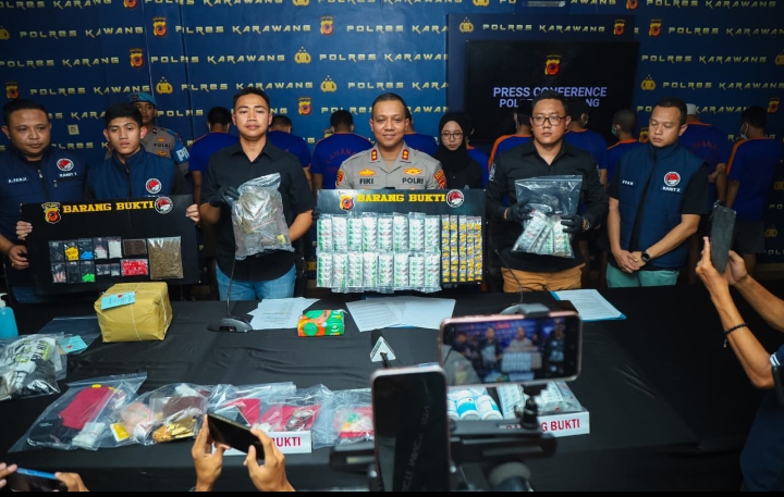 Tembus 32 Tersangka, Polres Karawang Ungkap Jaringan Narkoba dengan Modus ‘Sistem Tempel’