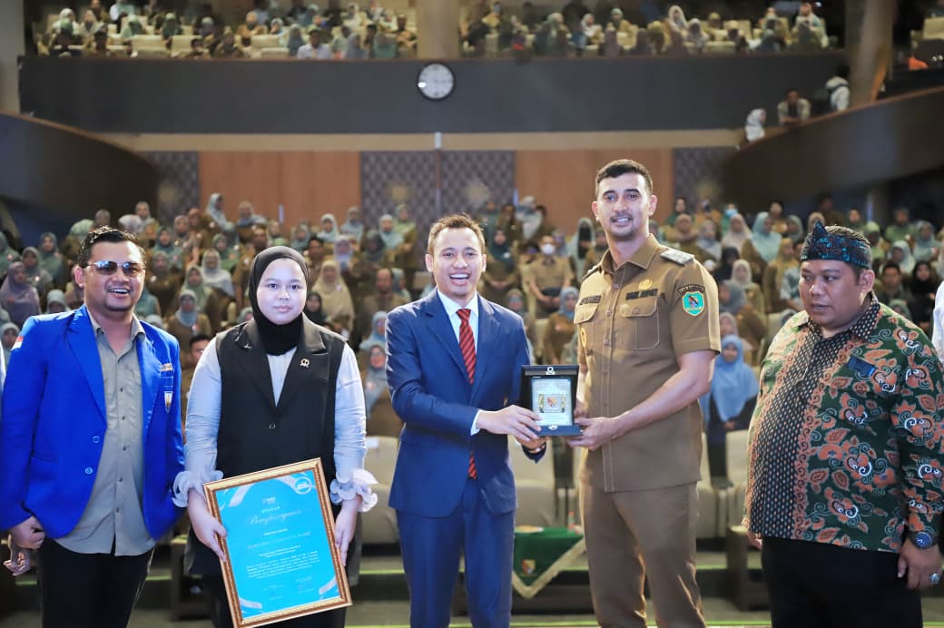 Guru Hebat di Era Digital: Pesan Humaira pada Seminar Nasional “How To Be A Great Teacher”