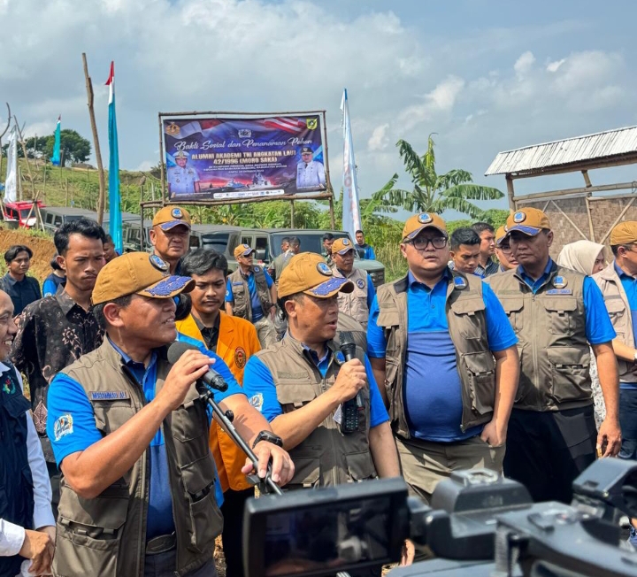 BRI Dukung Program Makan Bergizi Dalam Acara Bakti Sosial Bersama Alumni AAL 1996 “Moro Saka”