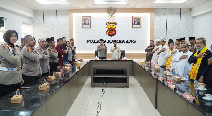 Sinergi Polri dan Tokoh Agama: Polres Karawang Adakan Doa Bersama untuk Kondusivitas Daerah