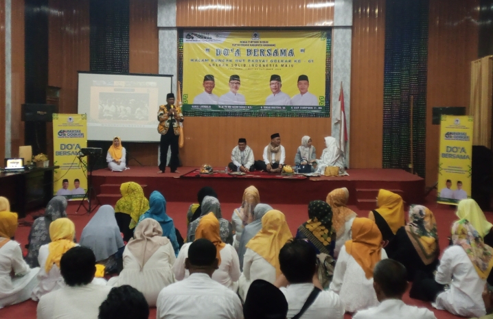 Rangkaian HUT Golkar ke-61, DPD Golkar Karawang Gelar Doa Untuk Bangsa
