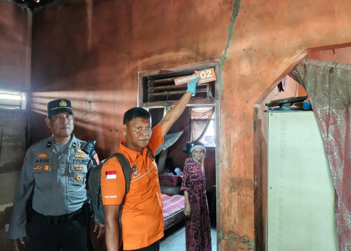 Pamapta Polres Karawang Tangani Kasus Temuan Pria Tewas Gantung Diri di Purwasari