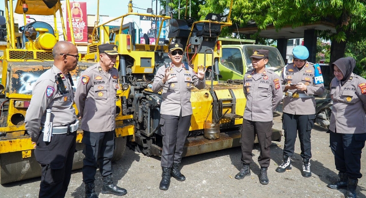 Polres Karawang Cek Kesiapan Pospam dan Posyan Jelang Nataru 2025–2026