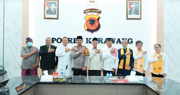 Polres Karawang Ikuti Doa Bersama Lintas Agama Sambut Tahun 2026 Secara Daring