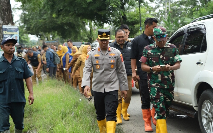Wapres Gibran Tinjau Lokasi Banjir Karawang, Polres Karawang Pastikan Pengamanan Maksimal