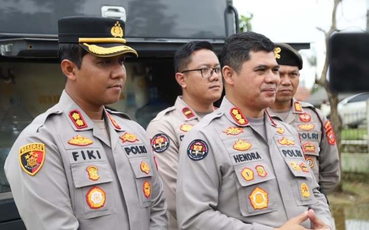 Kapolres Karawang: Alat Penetral Air Kotor Diharapkan Bantu Kebutuhan Air Bersih Warga Terdampak Banjir