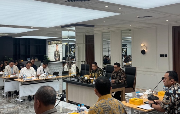 Putus Rantai Tengkulak, Polri Fasilitasi Permodalan KUR dan Penyerapan Bulog bagi Petani Jagung