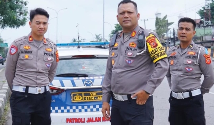 Antisipasi Libur Imlek 2026, Polres Karawang Kerahkan 85 Personel Gabungan Amankan Arus Lalu Lintas