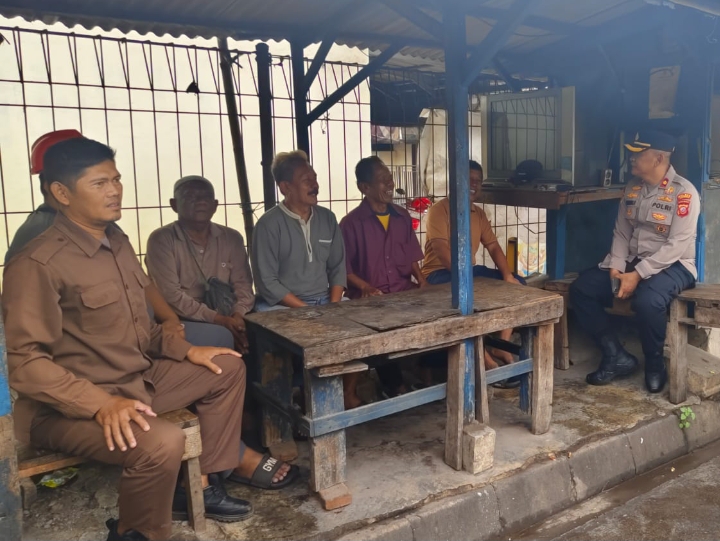 Jumat Curhat Jadi Wadah Polisi Serap Aspirasi Warga Kecamatan Klari