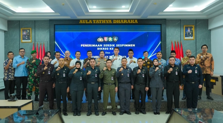 Polres Karawang Terima 10 Serdik Sespimmen Dikreg 66 MC III POKLAT X Tahun 2026