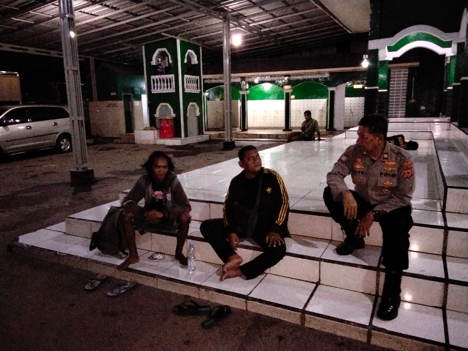 Pemudik Kehabisan Ongkos, Terimakasih Polsek Klari Polres Karawang Bantuan dan Kepedulian Yang diberikan Sangat Berarti