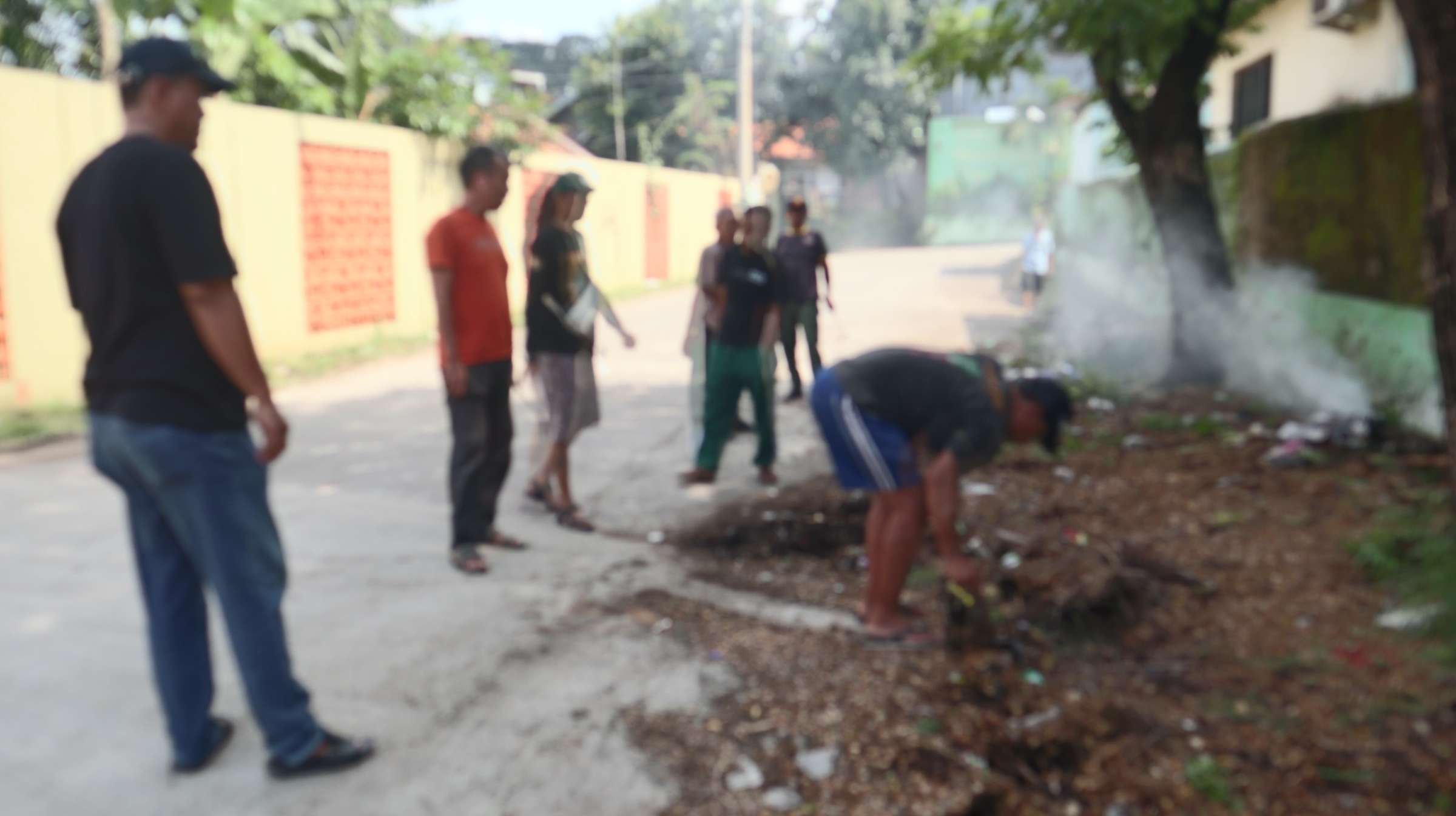 Kades Turun Langsung, Desa Cikampek Timur Semangat Ikuti Program Bestari Alam dari PT Pupuk Kujang