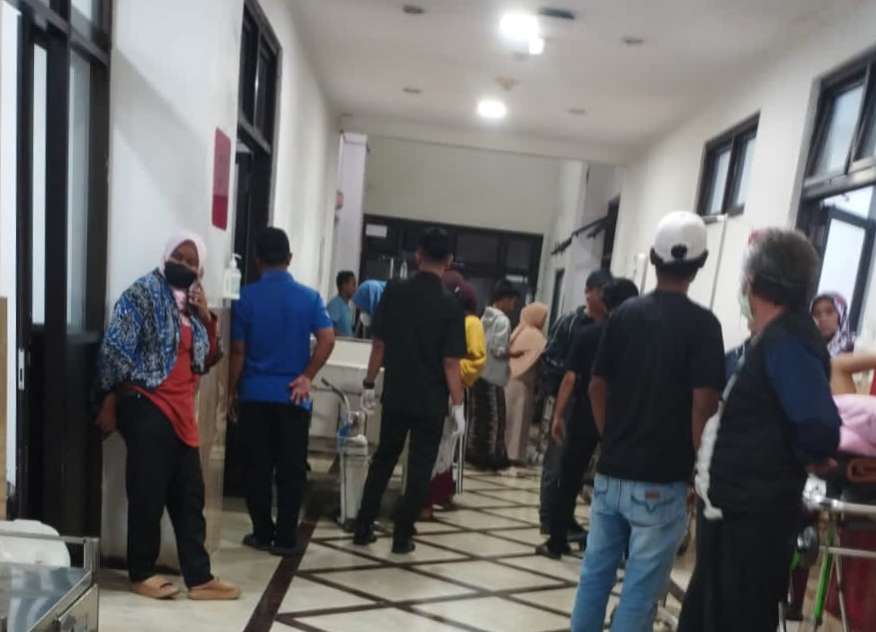RSUD Karawang Krisis Brangkar, Pasien Terlantar Berhari-Hari, Brangkar Ambulan Desa Jadi Jaminan
