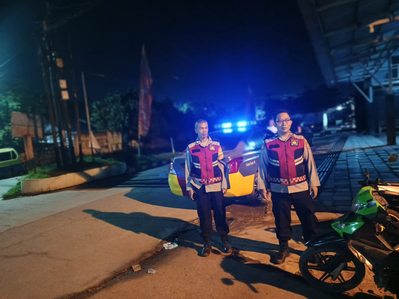 Tingkatkan Patroli Malam, Anggota Polsek Klari Rutin Menggelar Patroli Perintis Presisi