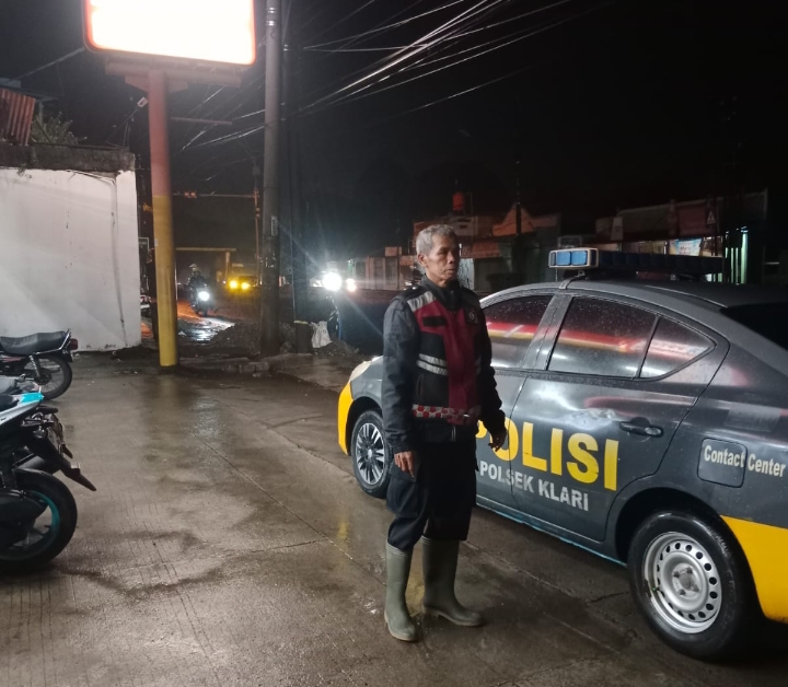 Patroli KRYD Blue Light Samapta Polsek Klari Antisipasi Kejahatan Jalanan di Wilkum Klari