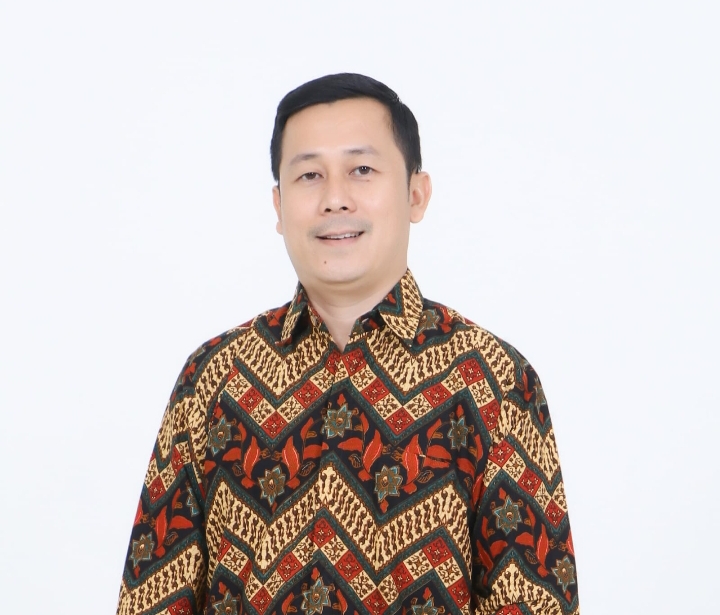RAFIUDIN FIRDAUS, SOSOK PENGUSAHA GIGIH DAN BERPENGALAMAN, DIYAKINI MAMPU MEMAJUKAN KADIN KARAWANG