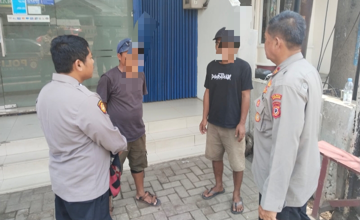 Polsek Klari Patroli KRYD Siang Dipimpin Piket Pawas, Sambangi Juru Parkir Bank BNI