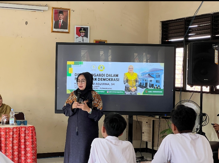 Dewan Mengabdi dalam Pendidikan Demokrasi, Sri Rahayu Menyoroti Pentingnya Pemahaman Politik Yang Sehat Bagi Pemilih Pemula