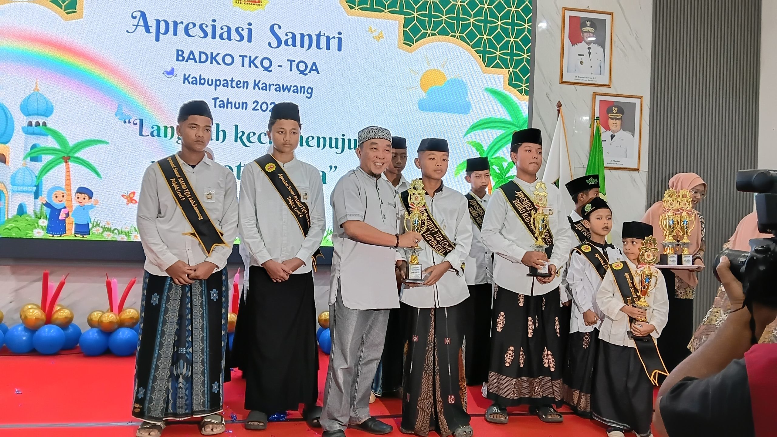 Apresiasi Santri 2026, Ratusan Santri Terbaik Karawang Raih Penghargaan