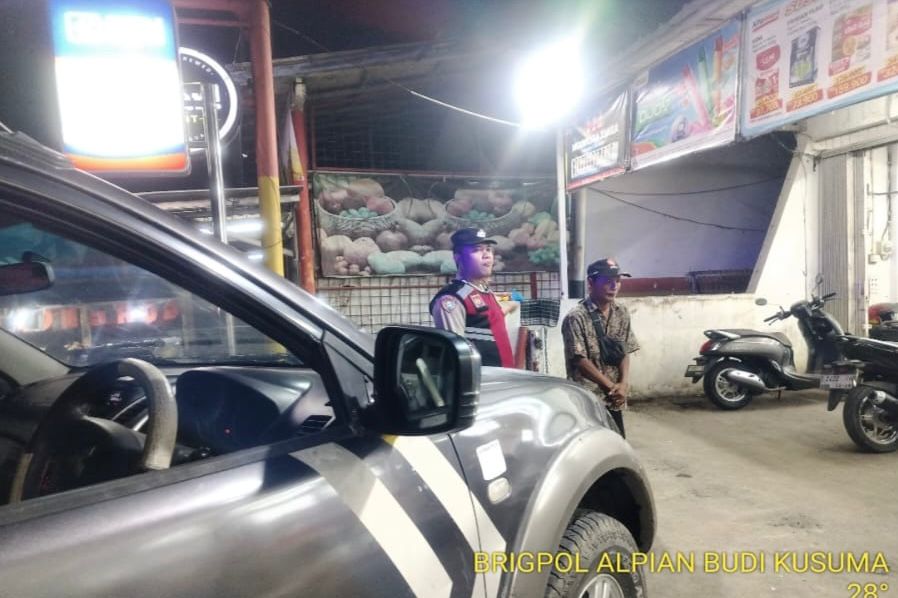Prekat Polsek Banyusari Giat Patroli Jalan Raya Antisipasi Kejahatan