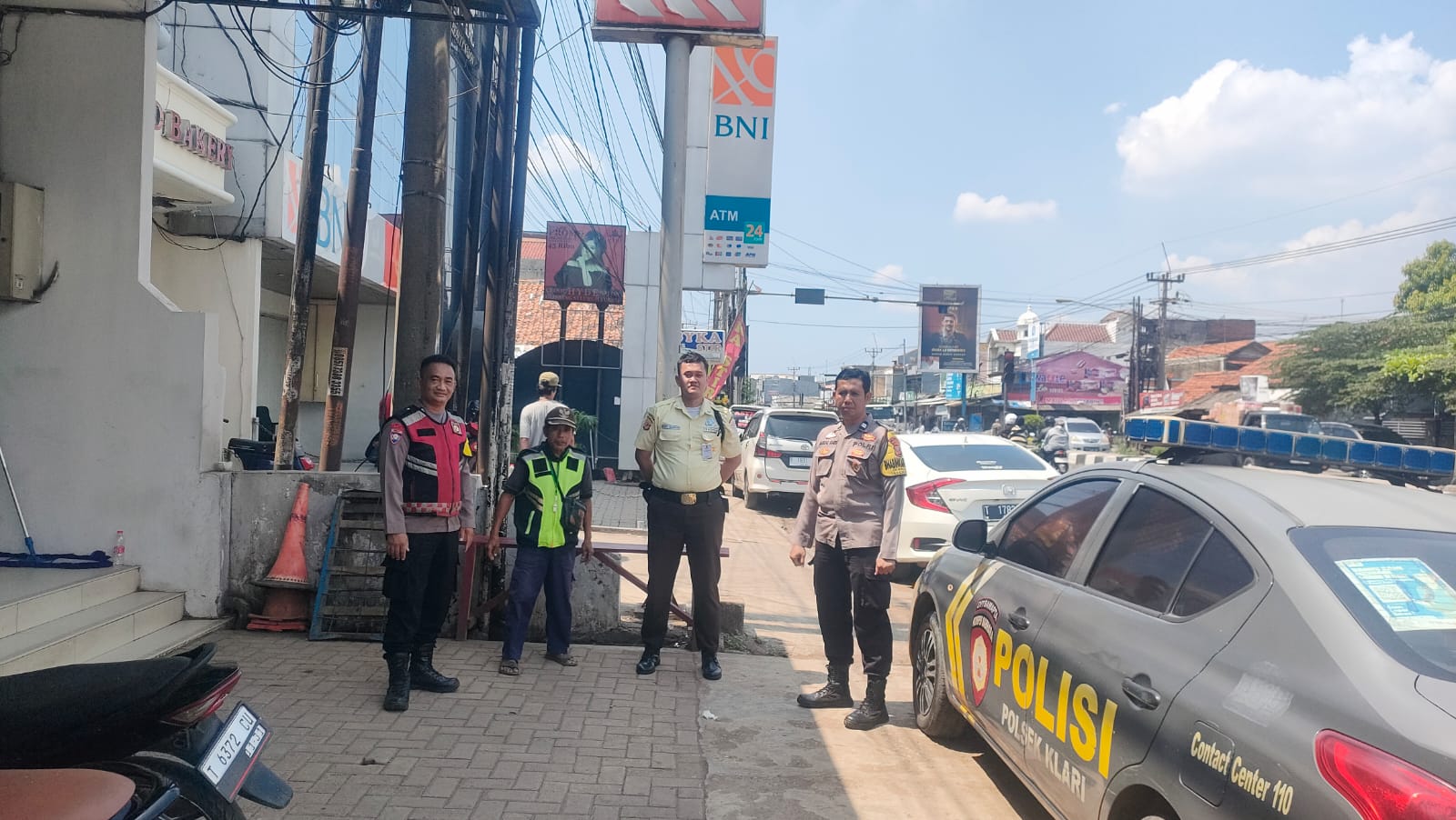 Personel Polsek Klari Gencarkan Patroli KRYD Siang Sasaran Perbankan