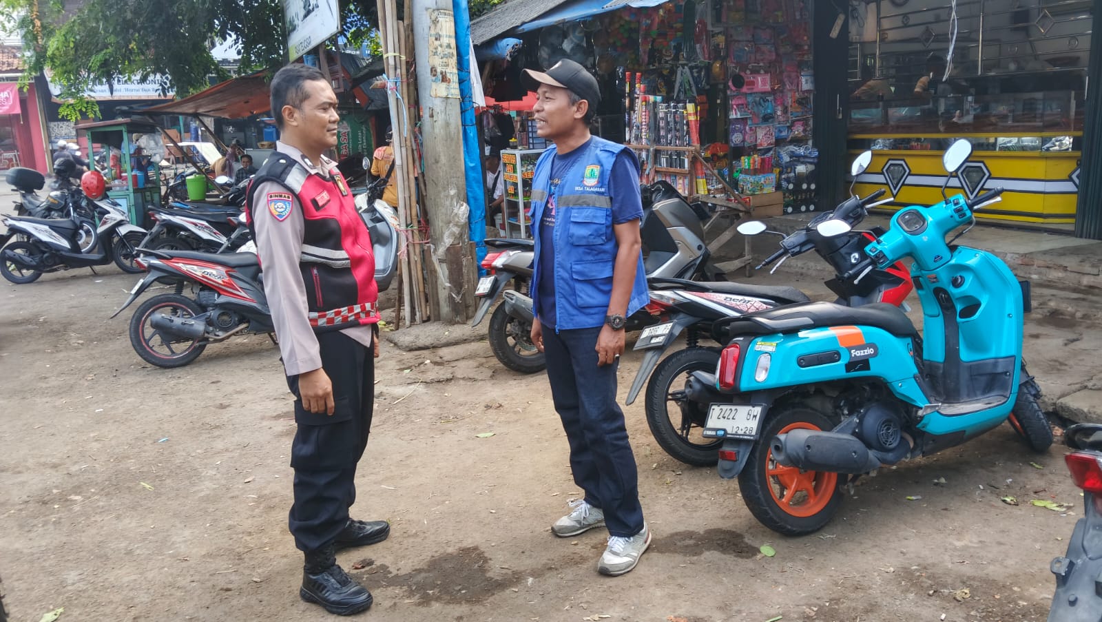 Bhabinkamtibmas Polsek Telagasari Sebar Himbauan Cegah Gukamtibmas