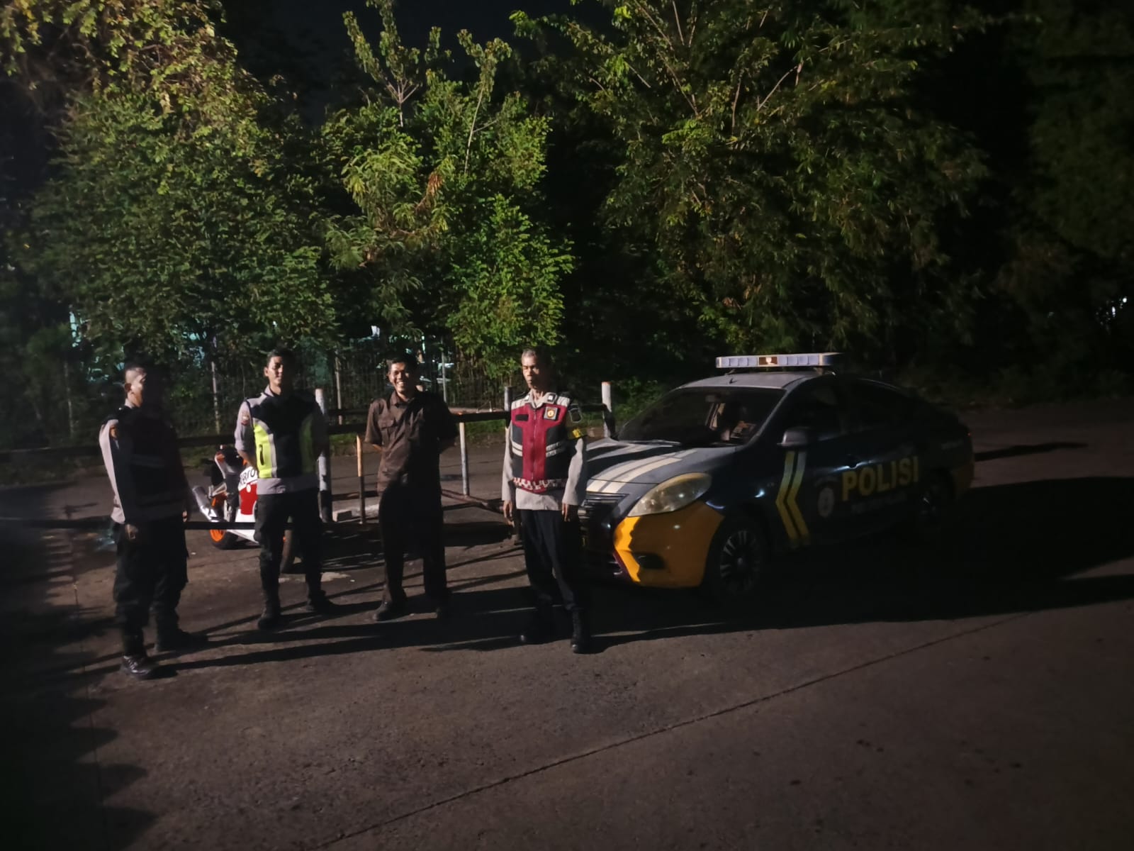 Samapta Polsek Klari Patroli Malam Hari Pastikan Wilayah Aman Kondusif