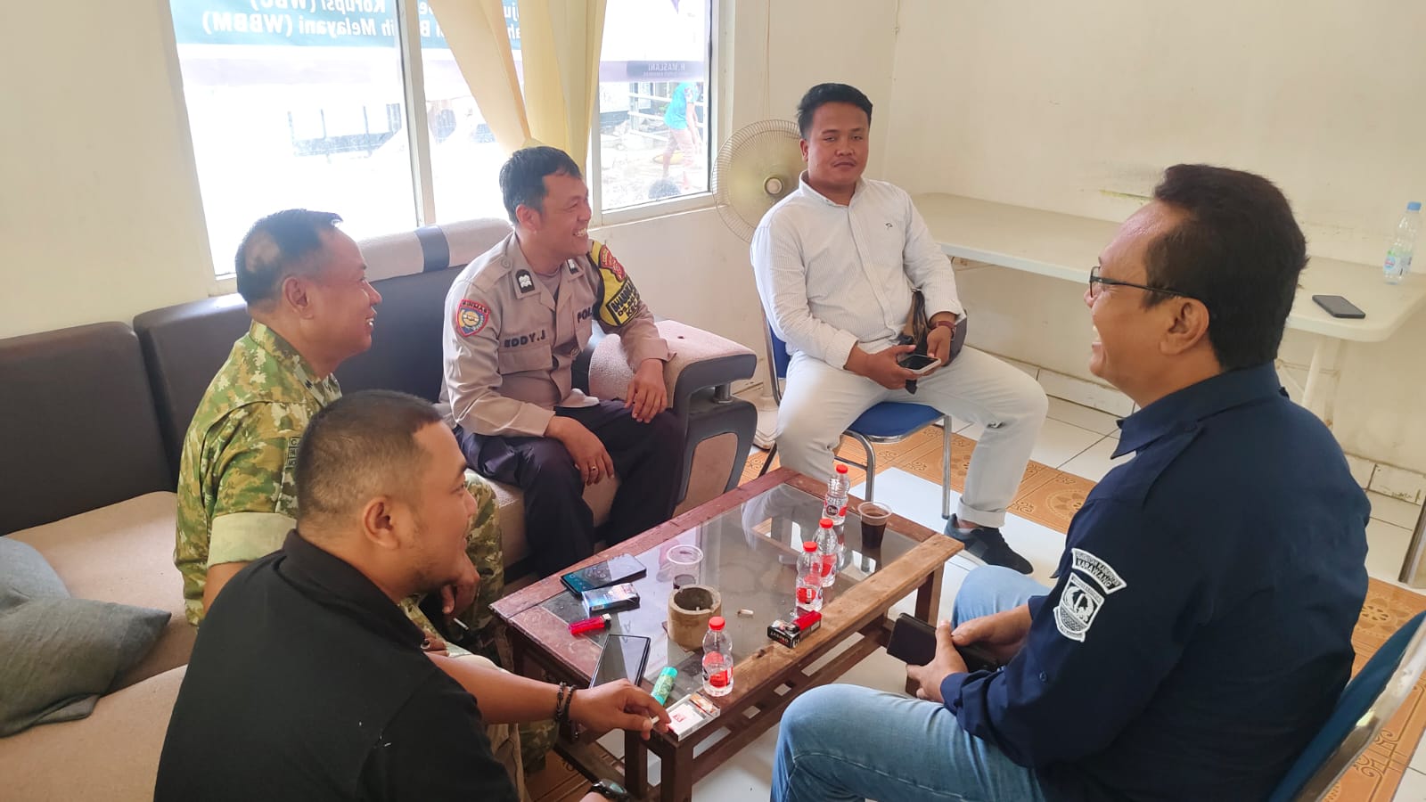 Melalui Sinergi Tiga Pilar, TNI-Polri dan Pemerintah Desa Belendung Komitmen Wujudkan Desa Aman
