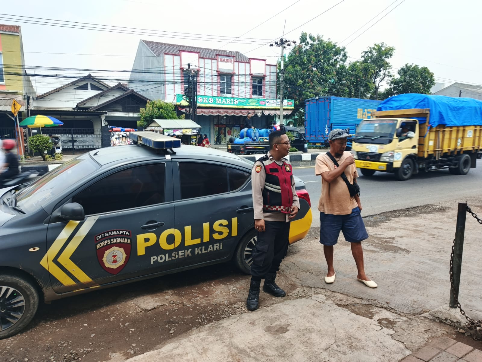 Berikan Imbauan Kamtibmas Kepada Warga, Samapta Polsek Klari Rutin Laksanakan Patroli Siang Hari