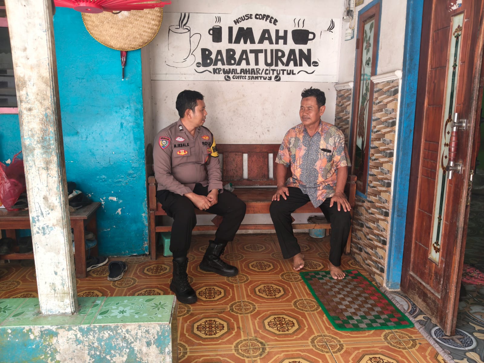 Bhabinkamtibmas Polsek Klari Berikan Pesan Kamtibmas Ke Para Orangtua Awasi Terus Aktifitas Anak Remajanya