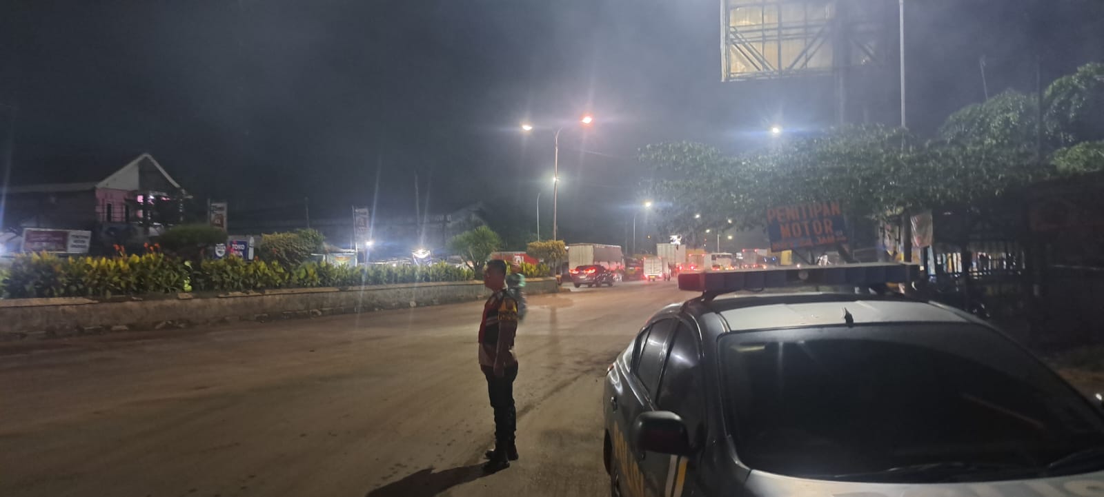 Polsek Klari Laksanakan Patroli Malam Pasca Nobar Persija vs Persib di Wilayah Klari