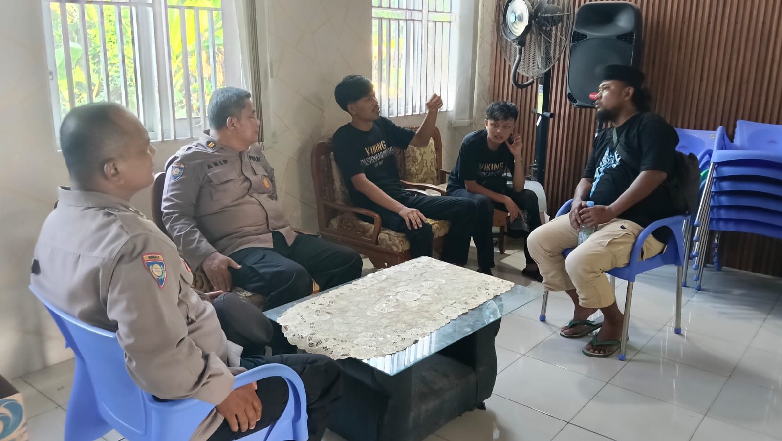 Antisipasi Kenakalan Remaja, Bhabinkamtibmas Polsek Telagasari Beri Penyuluhan Kepada Masyarakat