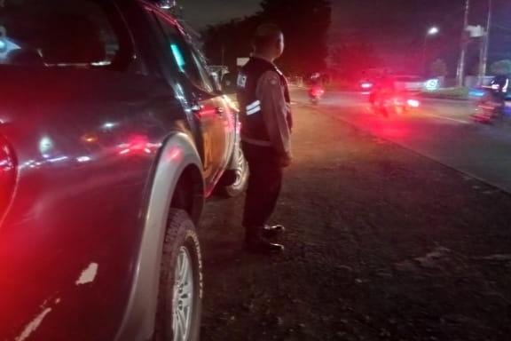 Patroli Polsek Telagasari Susuri Wilayah Perbatasan, Pastikan Lingkungan Kondusif
