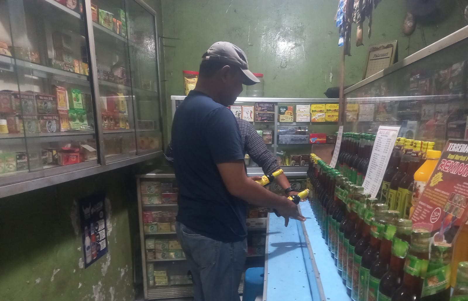 Giat Kring Serse Polsek Jatisari Pastikan Kios Jamu diwilayah Tidak Ada Yang Jual Miras dan Obat Terlarang