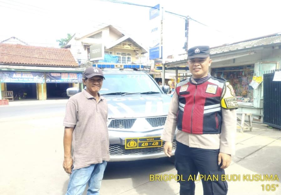 Prekat Polsek Banyusari Giat Patroli Jalan Raya Antisipasi Kejahatan