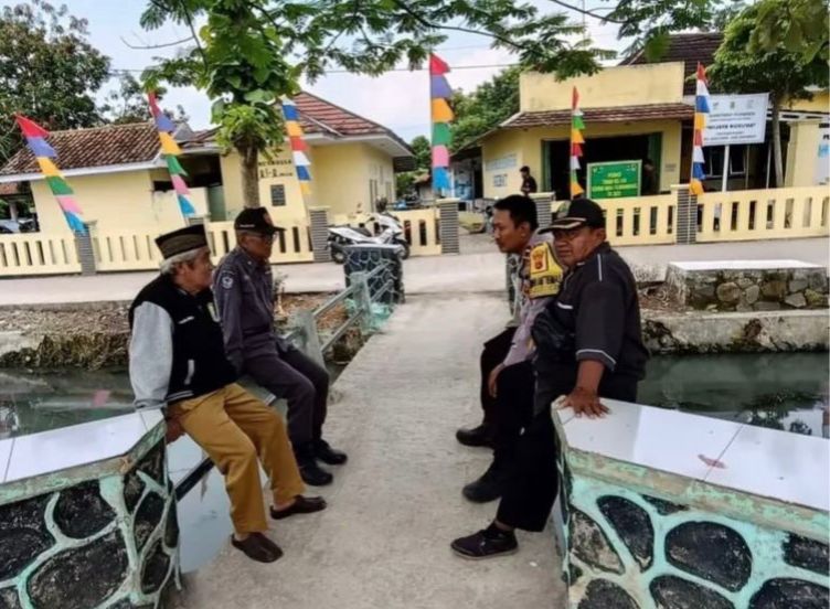 Polsek Banyusari Melaksanakan Sosialisasikan Bahaya TPPO