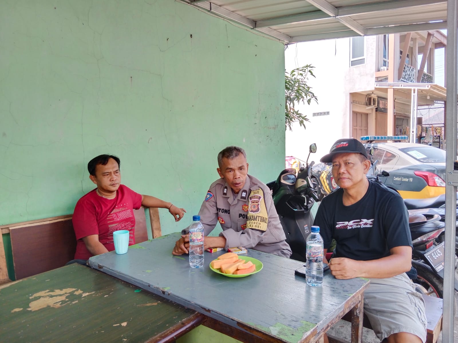 Bhabinkamtibmas Desa Duren Sosialisasikan Pencegahannya Judol Ke Warga